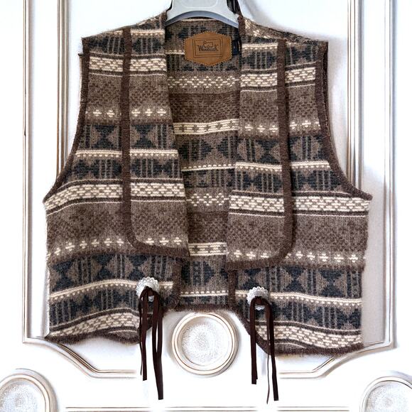WOOLRICH VTG Wool Aztec Western Fringed Vest Made in USA in Brown Size L - Picture 1 of 12